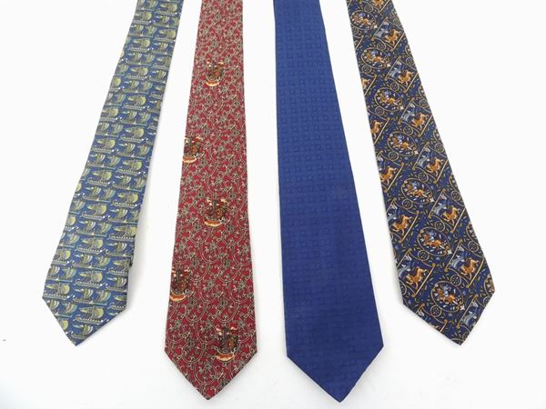 Quattro cravatte in seta, Ferragamo  (Anni Ottanta)  - Asta Vintage Mania: una raffinata selezione - Maison Bibelot - Casa d'Aste Firenze - Milano
