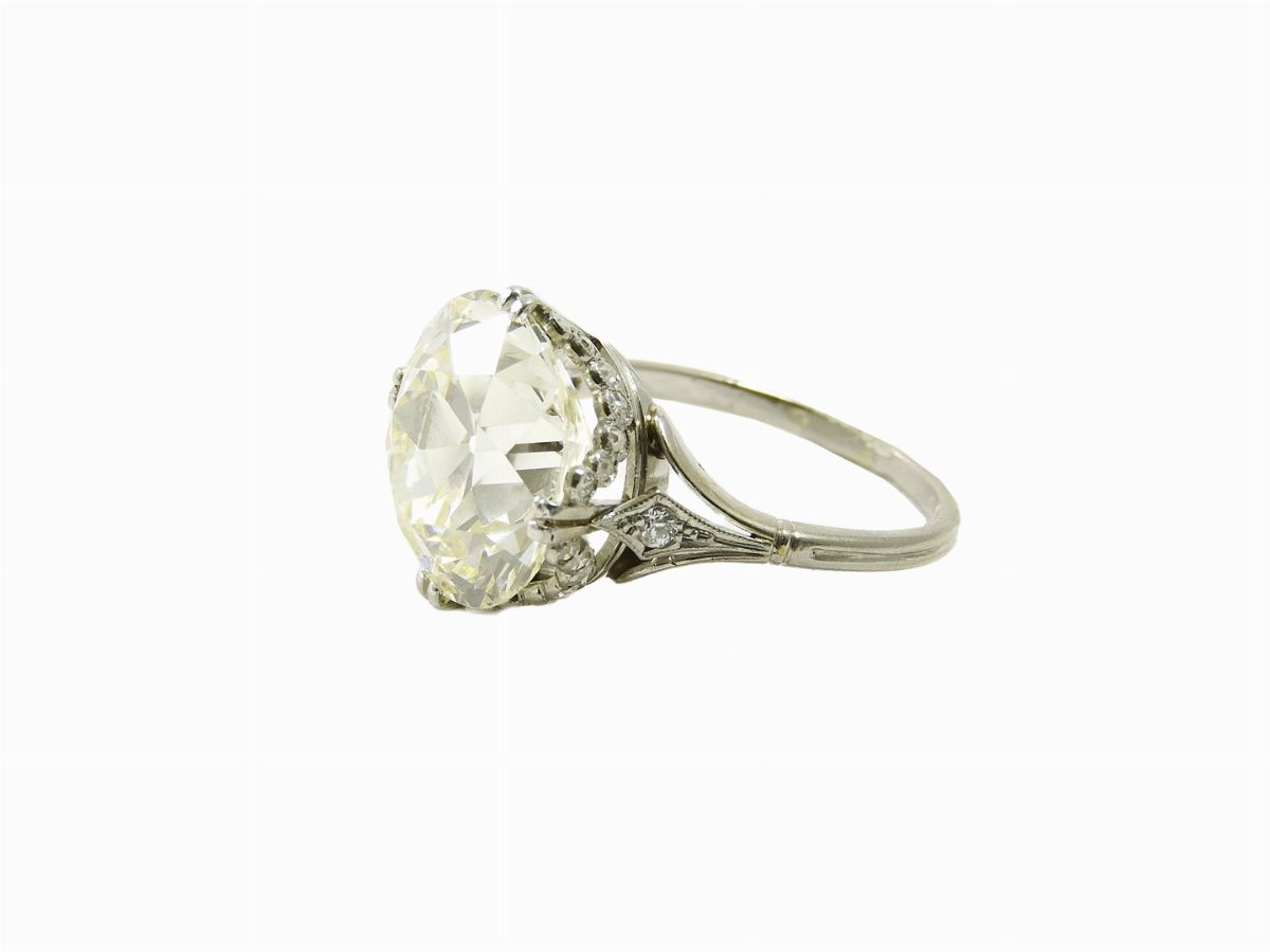 Anello Solitario in Platino