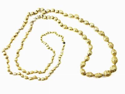 Collana di Vaghi Sbalzati in Oro Giallo a Bassa Lega