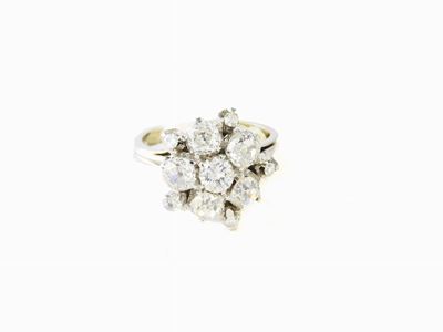 Anello a Margherita in Oro Bianco e Diamanti