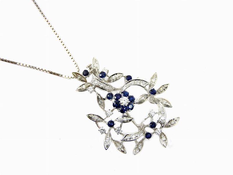 Catenina con Pendente in Oro Bianco, Diamanti e Zaffiri