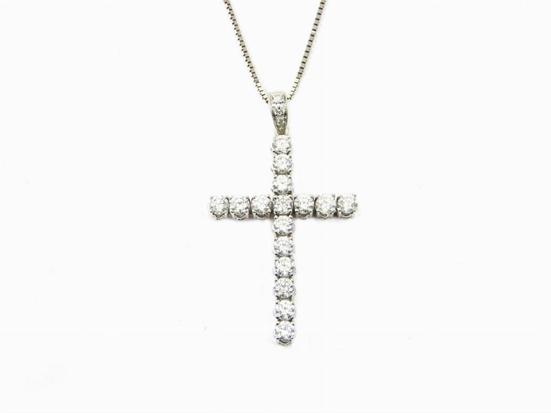 Catenina con Pendente in Oro Bianco e Diamanti