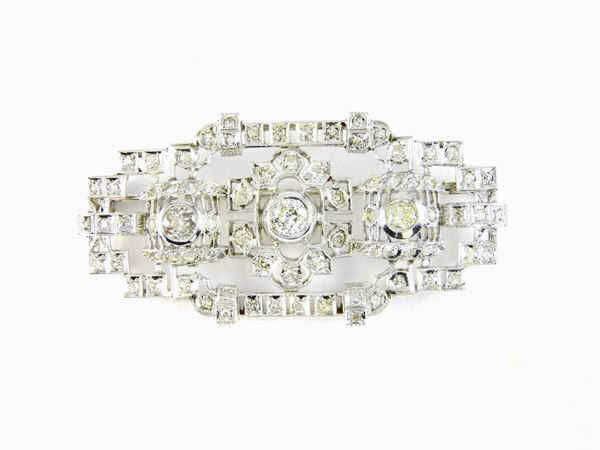 White gold and diamonds paneled brooch