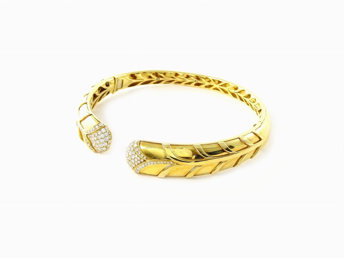 Collier Rigido in Oro Giallo e Diamanti