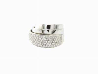 Anello a Tre Fasce in Oro Bianco e Diamanti