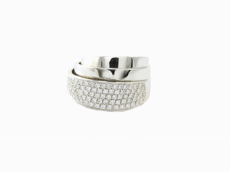 Anello a Tre Fasce in Oro Bianco e Diamanti