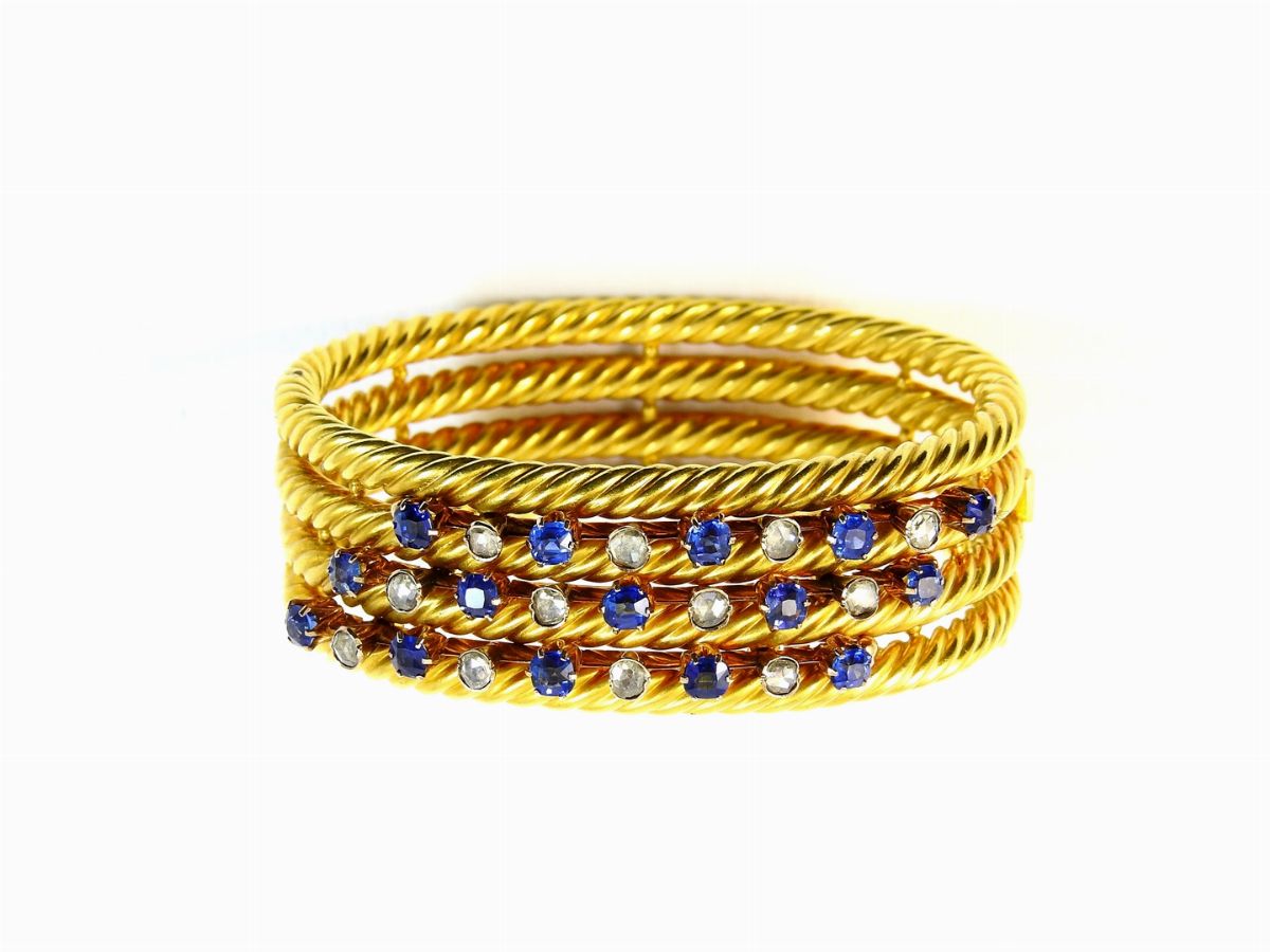 Bracciale Rigido in Oro Giallo, Diamanti e Zaffiri