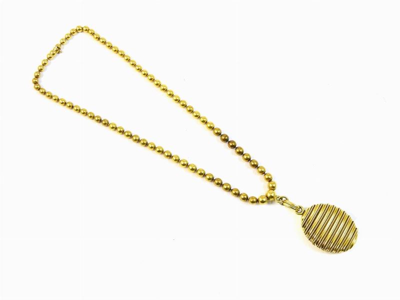 Collana in Oro Giallo a Sfere Scalari con Pendente Portaritratti