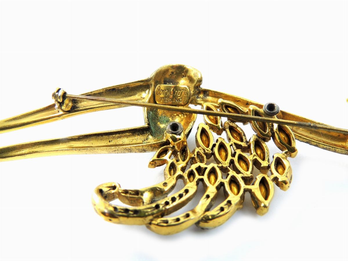 Spilla Corocraft Sterling in Argento Sterling Vermeil, Smalto e Strass