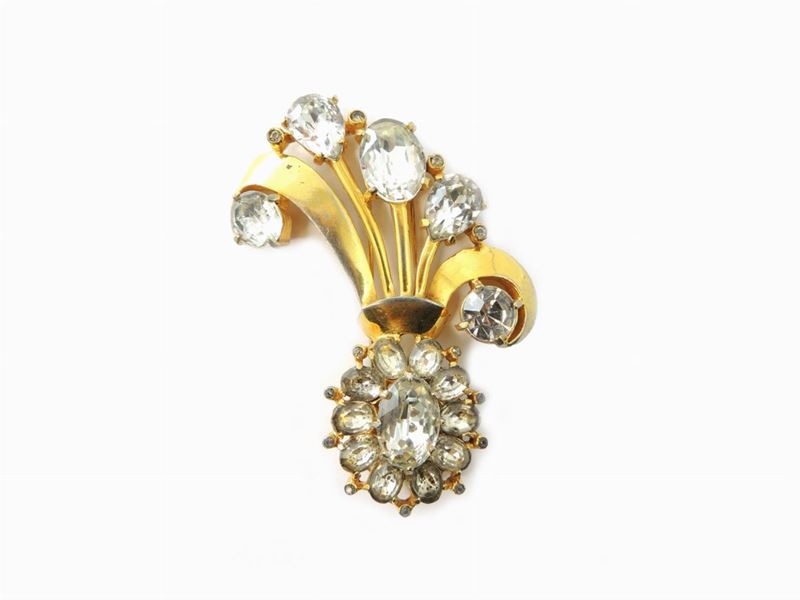 Spilla in Metallo Dorato e Strass