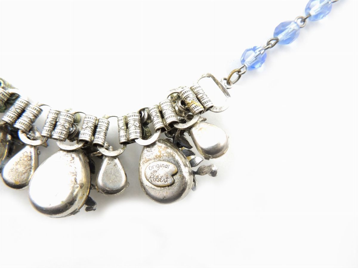 Collana Original By Robert in Metallo Rodiato, Perline Simulate, Strass e Vetro