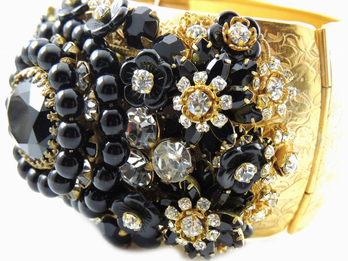 Bracciale Stanley Hagler n.y.C. Rigido in Metallo Dorato, Vetro e Strass