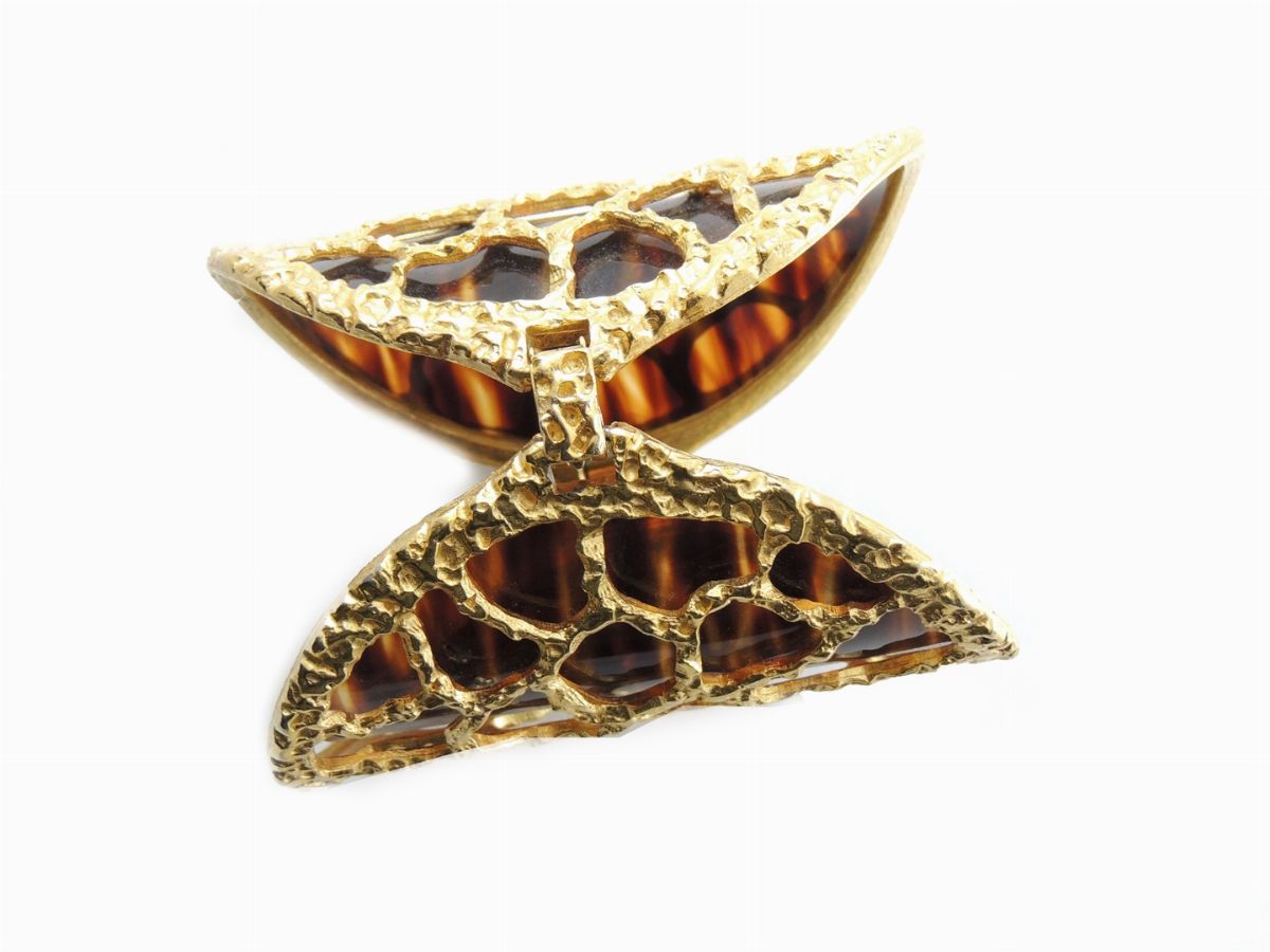Bracciale Trifari in Resina Simulante la Tartaruga e Metallo Dorato