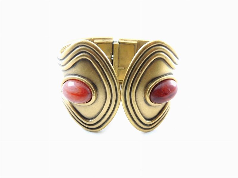 Bracciale Rigido Monet in Metallo Dorato Satinato e Cabochon in Vetro