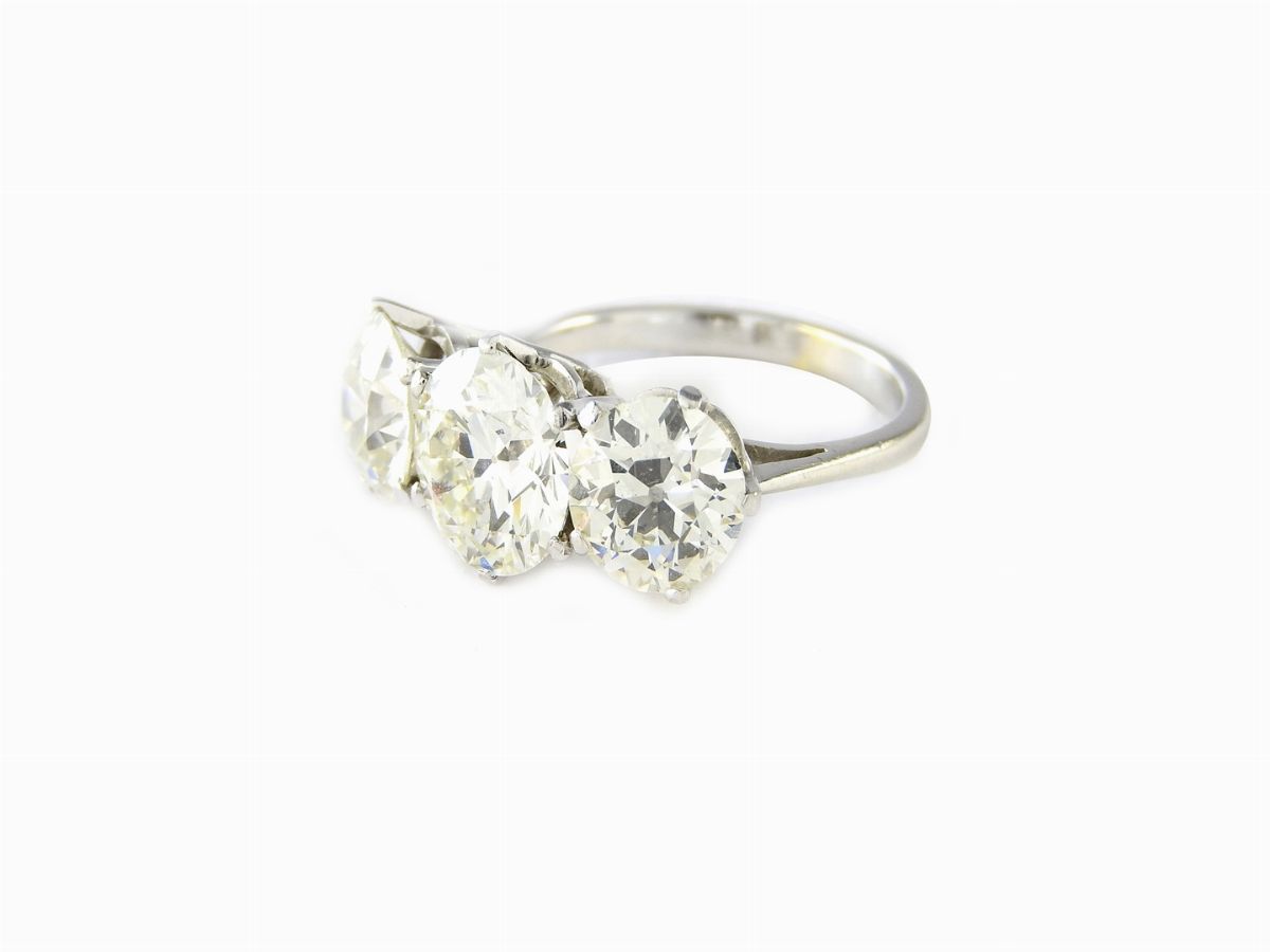 Anello Trilogy in Oro Bianco e Diamanti