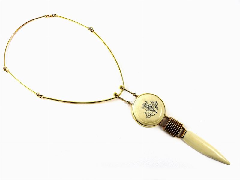 Collana in Oro Giallo e Avorio
