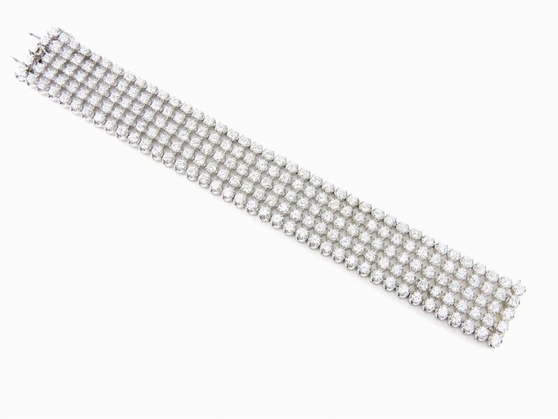 Bracciale Tennis a Cinque Fili in Oro Bianco e Diamanti