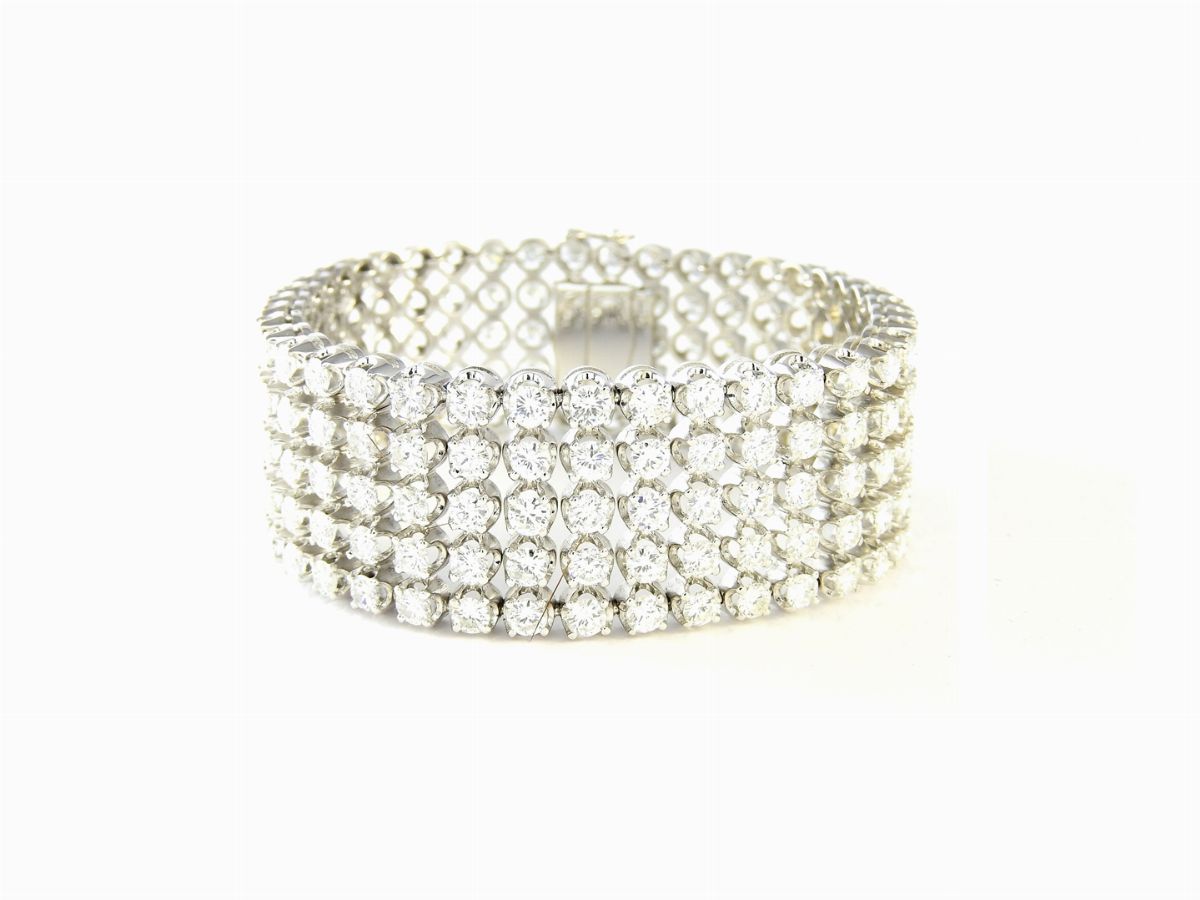 Bracciale Tennis a Cinque Fili in Oro Bianco e Diamanti