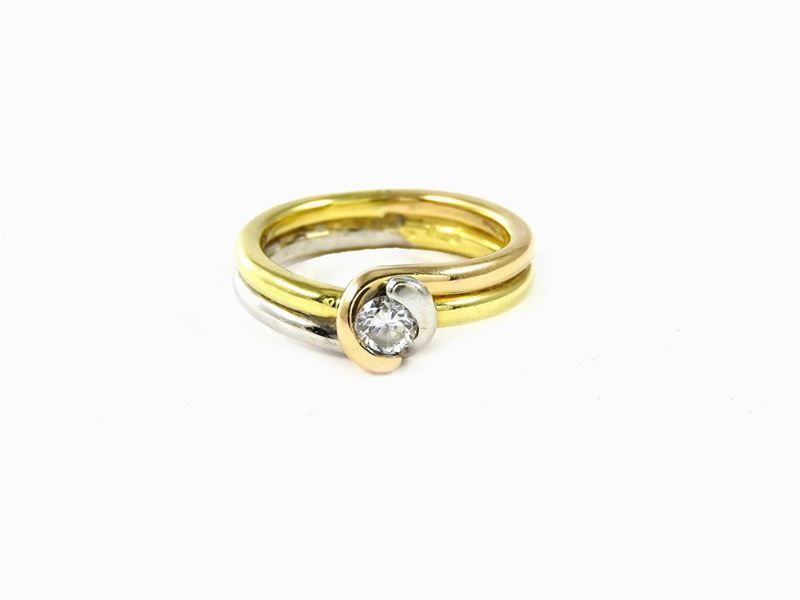 Anello Solitario in Oro Bianco e Giallo con Diamante