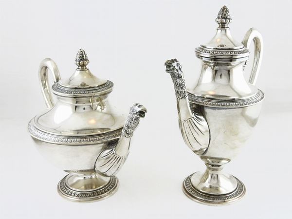 Silver Teapot and Coffeepot  (Italy, mid 20th Century)  - Auction The collector's house: Antique, Modern and Oriental Art - Lots: 700-943 - IV - Maison Bibelot - Casa d'Aste Firenze - Milano