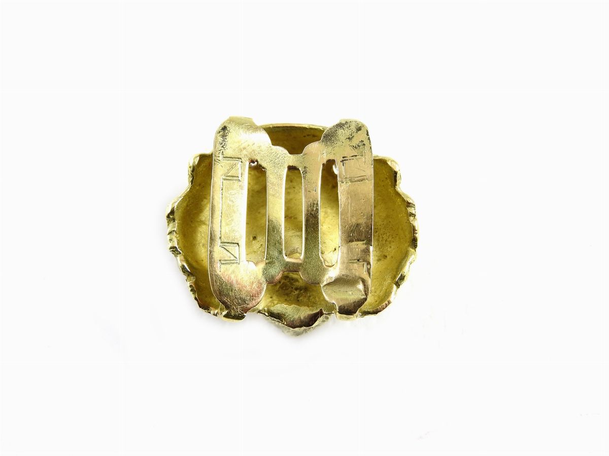 Centrale Animalier in Oro Giallo, Diamanti e Avorio