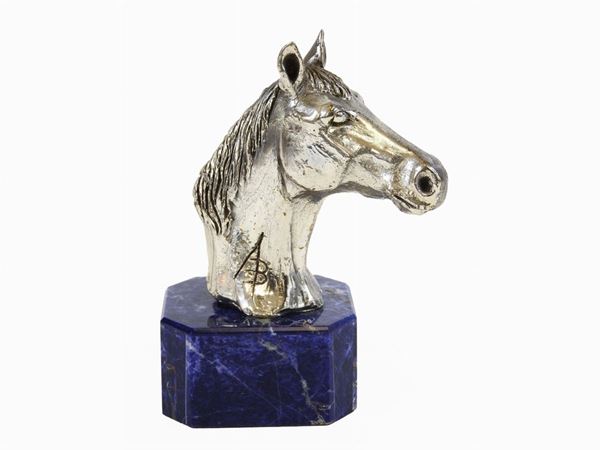 Testa di cavallo in argento