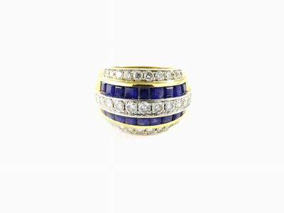 Anello a Fascia in Oro Giallo e Bianco, Diamanti e Zaffiri