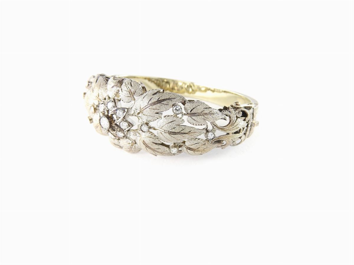 Bracciale Rigido in Oro Giallo e Diamanti