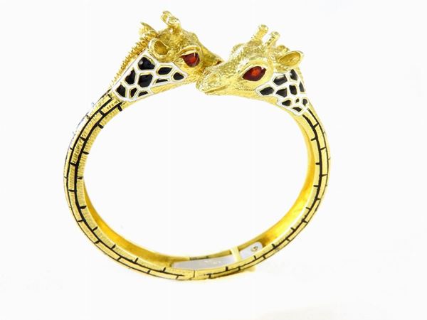 Yellow gold animalier-shaped bangle with multicoloured enamels