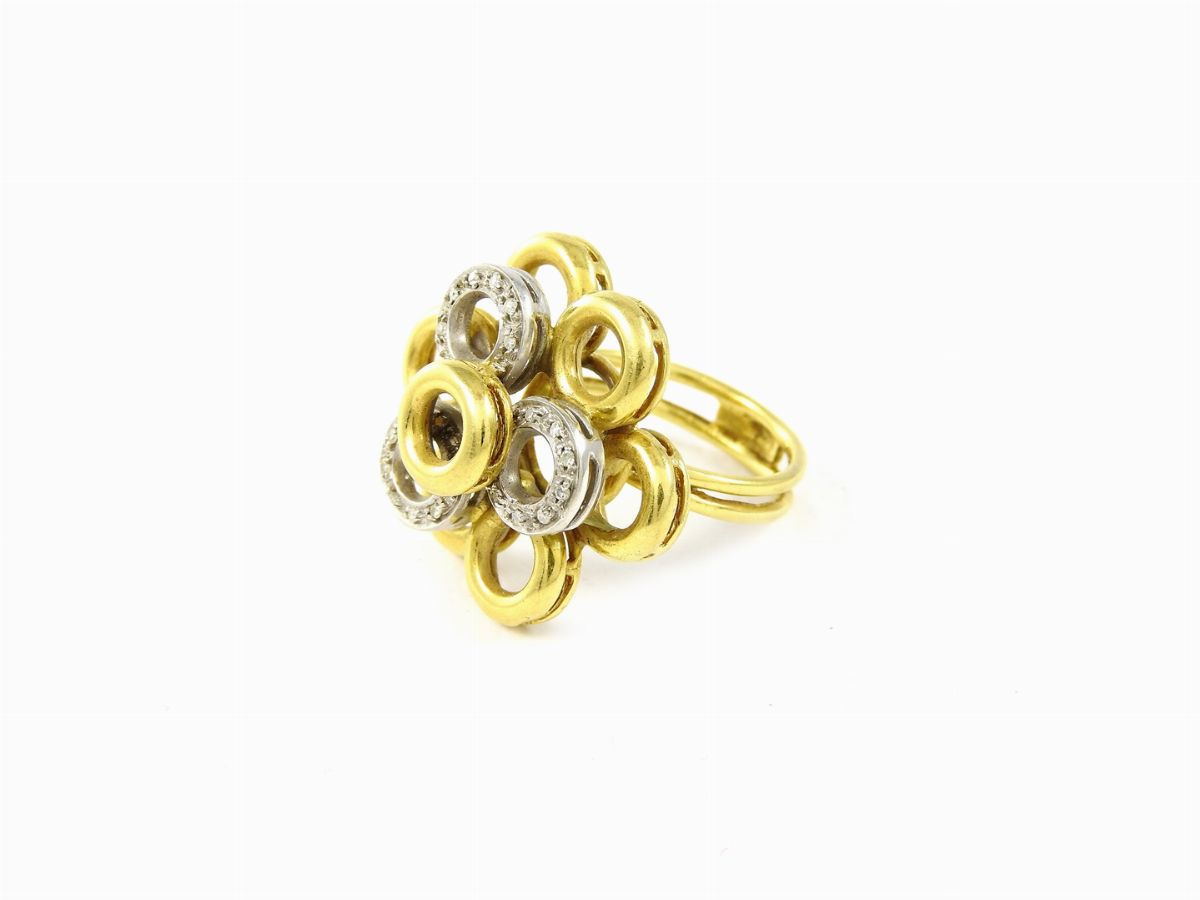Anello in Oro Giallo e Diamanti