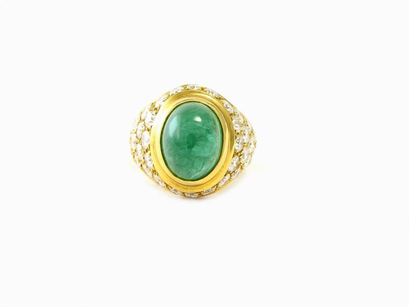 Anello in Oro Giallo, Diamanti e Smeraldo