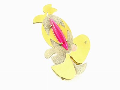 Spilla/pendente in Oro Giallo Lucido e Satinato con Rubino Sintetico