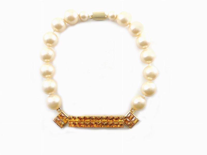 Collana Ugo Correani in Perle Silulate, Metallo Dorato e Strass