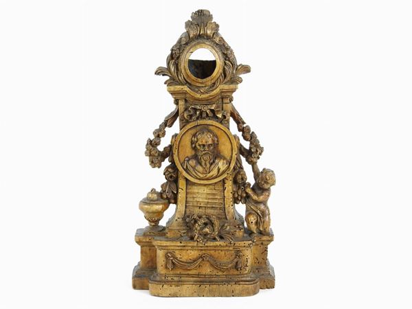 Carved Wooden Stand for Pocket Clock  (18th Century)  - Auction The collector's house: Antique, Modern and Oriental Art - Lots: 450-673 - III - Maison Bibelot - Casa d'Aste Firenze - Milano