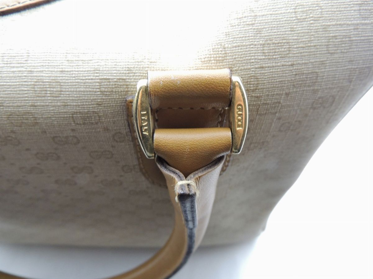 Borsa Bauletto Gucci in Tela Monogram Beige