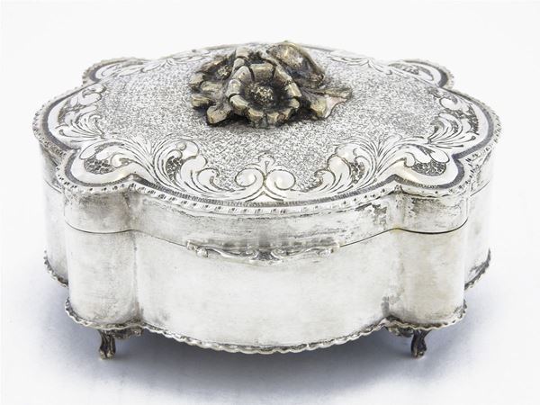 Silver Jewellery Box  - Auction The collector's house: Antique, Modern and Oriental Art - Lots: 450-673 - III - Maison Bibelot - Casa d'Aste Firenze - Milano