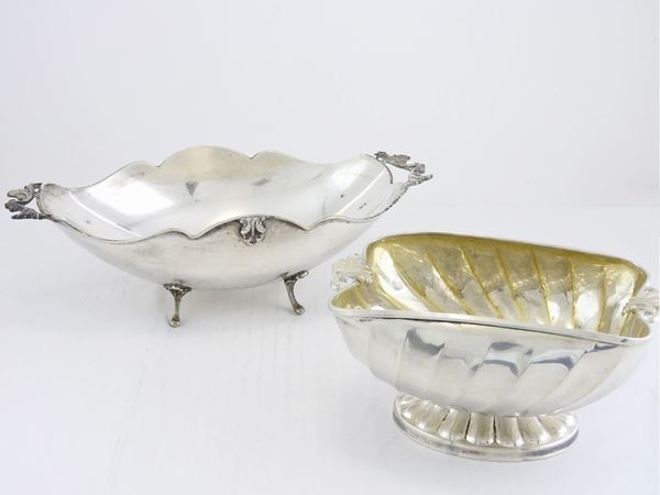 Two Silver Bon Bon Bowls  - Auction The collector's house: Antique, Modern and Oriental Art - Lots: 450-673 - III - Maison Bibelot - Casa d'Aste Firenze - Milano