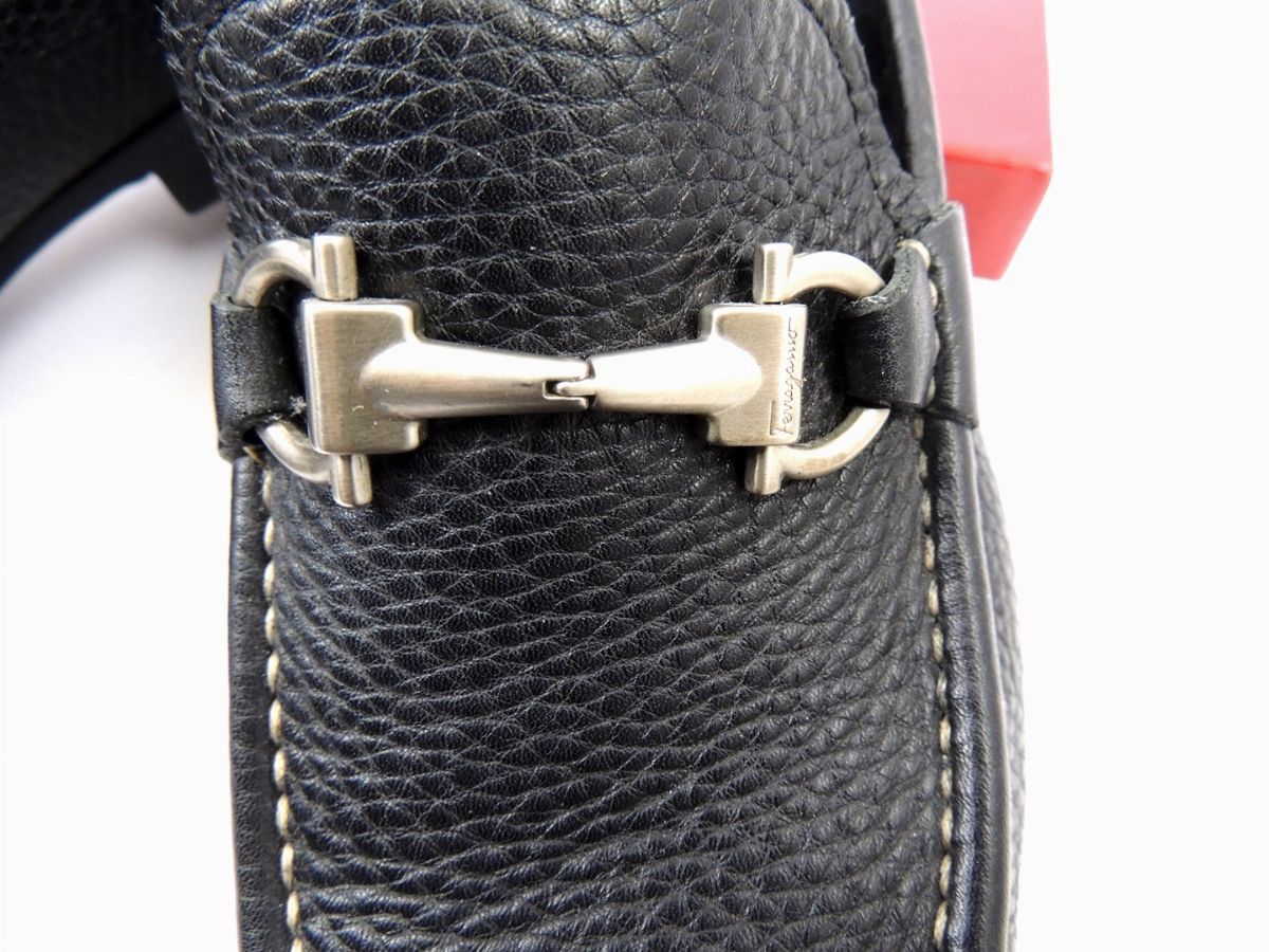Paio di Scarpe in Pelle, Ferragamo