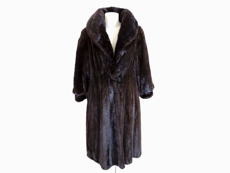 Cappotto in Visone Nero Selvaggio