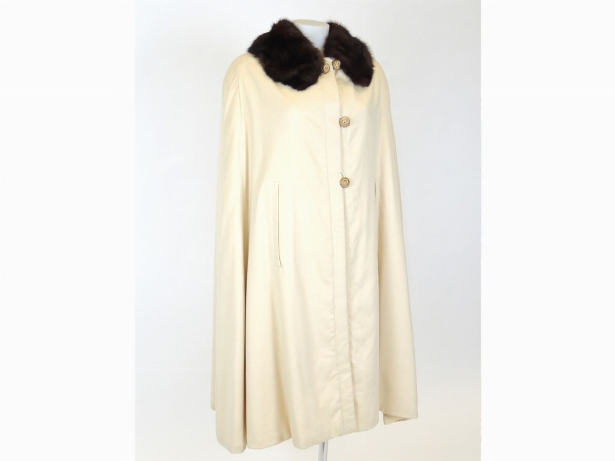 Cappa in Cashmere Crema