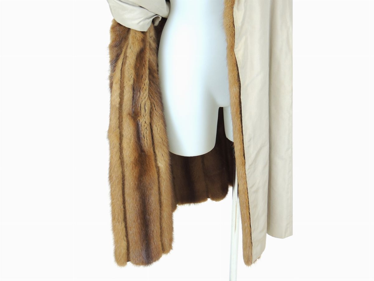 Impermeabile in Seta Beige