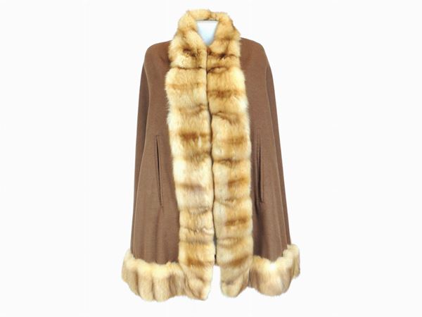 Brown cashmere cloak