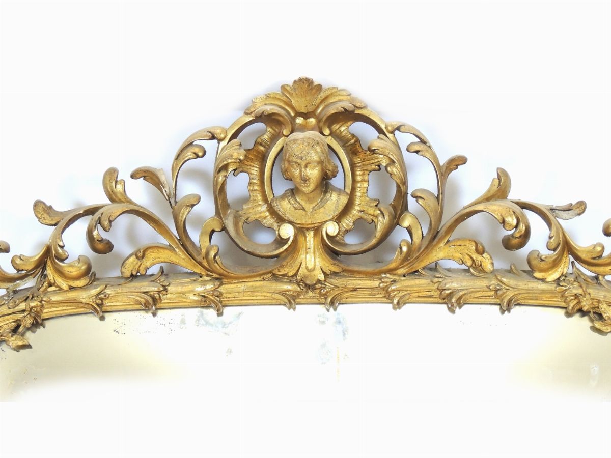 Grande Specchiera in Legno e Pastiglia Dorata