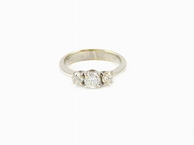 Anello Trilogy in Oro Bianco e Diamanti