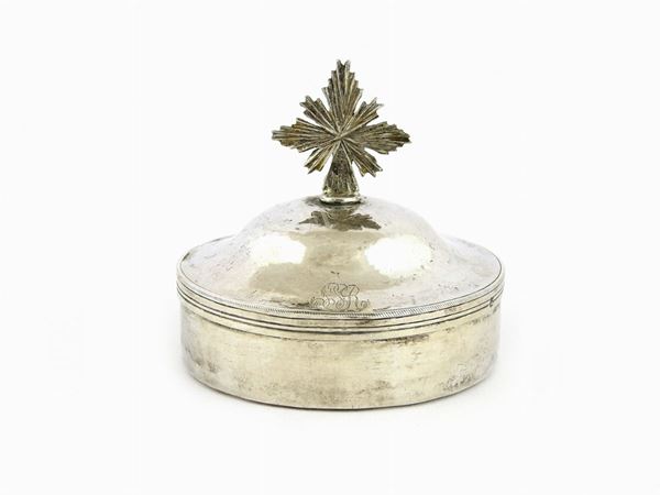 Silver Host Box  (Luigi Abbate, Neaples, first half of 19th Century)  - Auction Furniture and Paintings from a House in Val d'Elsa / A Collection of Modern and Contemporary Art - Lots 304-590 - II - Maison Bibelot - Casa d'Aste Firenze - Milano
