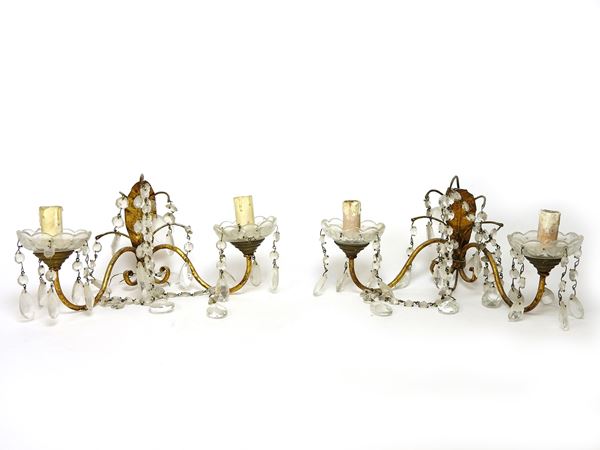 A Set of Four Gilded Metal and Glass Wall Lamps  - Auction Furniture and Paintings from a House in Val d'Elsa / A Collection of Modern and Contemporary Art - Lots 304-590 - II - Maison Bibelot - Casa d'Aste Firenze - Milano