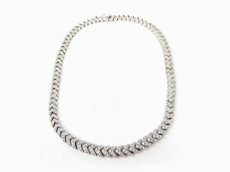 Girocollo a Maglia Spina di Pesce in Oro Bianco e Diamanti