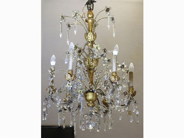 A Meta, Giltwood, Crystal and Glass Chandelier  (early 20th Century)  - Auction Furniture and Paintings from a house in Val d'Elsa - Lots 1-303 - I - Maison Bibelot - Casa d'Aste Firenze - Milano