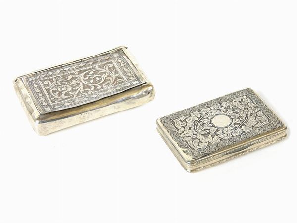 Two Silver Snuff Boxes  - Auction Furniture and Paintings from a house in Val d'Elsa - Lots 1-303 - I - Maison Bibelot - Casa d'Aste Firenze - Milano