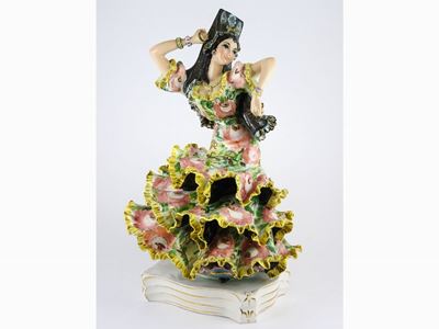 Figura in Ceramica Policroma